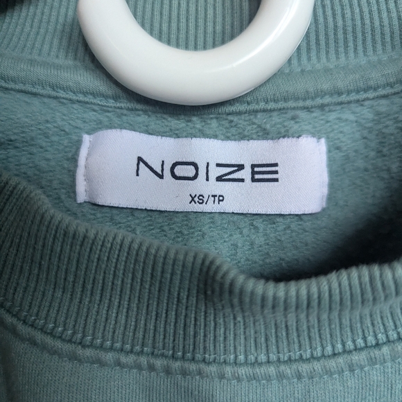 NOIZE recycled sweatshirt size XS beautiful turquoise - Picture 4 of 5